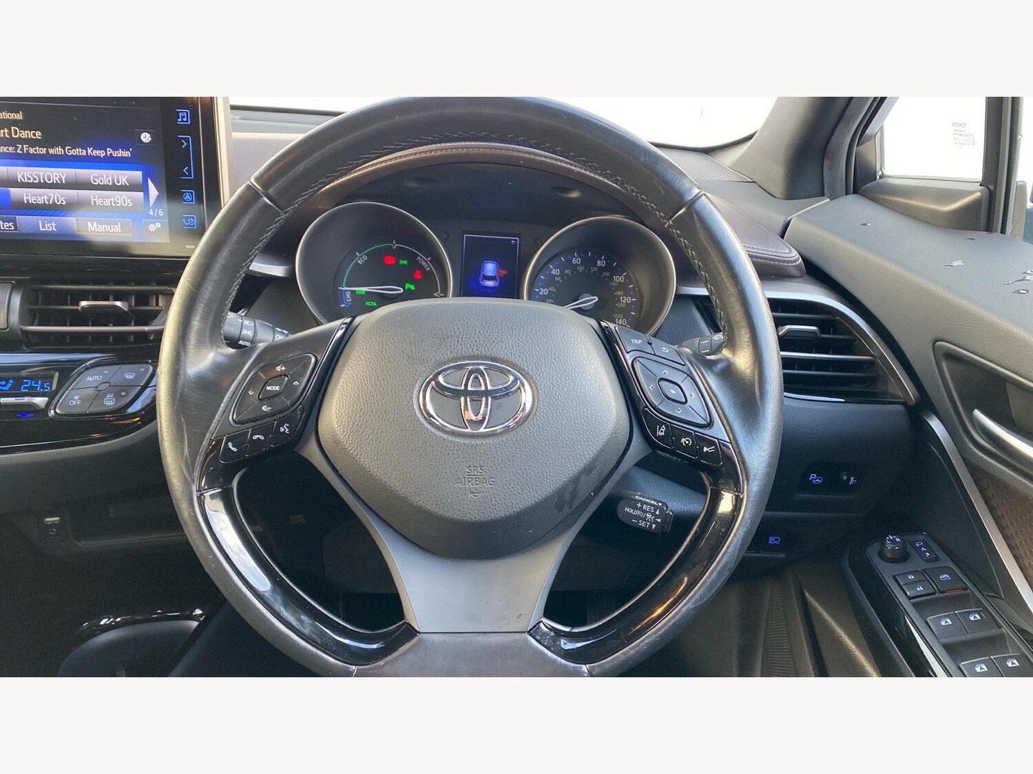 Used Toyota C-HR 2018 for sale - 76585386: Photo 10