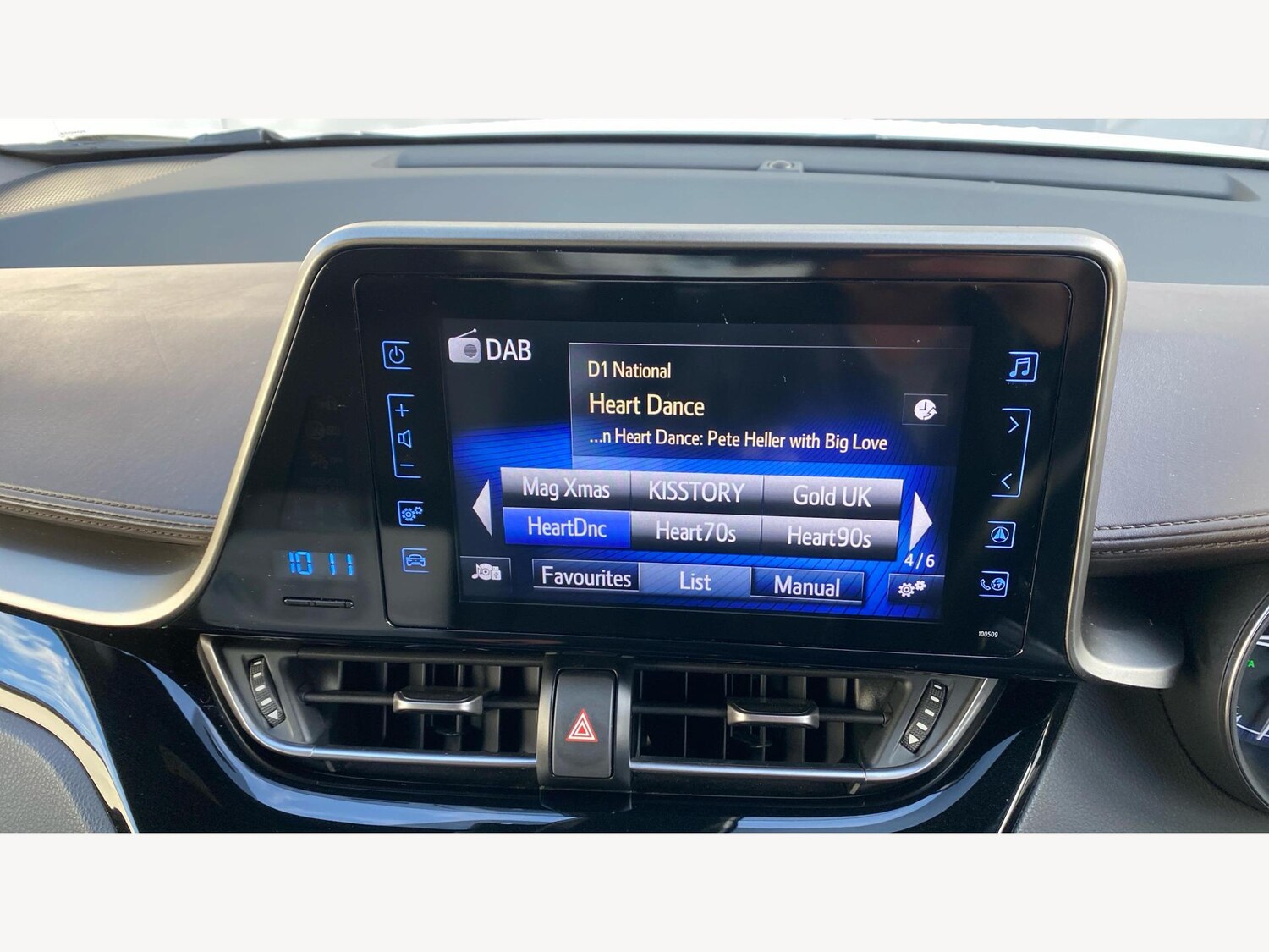 Used Toyota C-HR 2018 for sale - 76585386: Photo 27