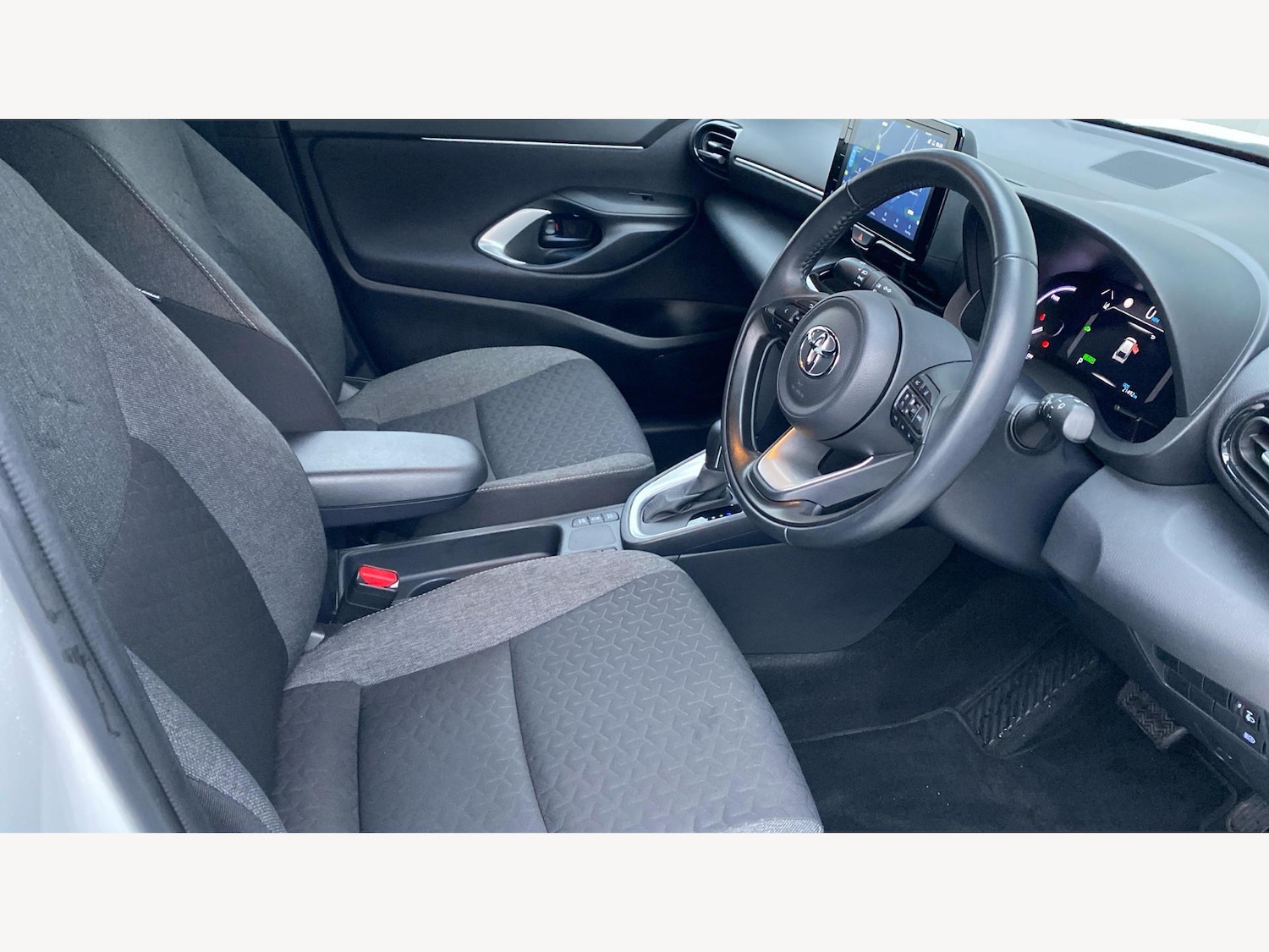 Used Toyota Yaris Cross 2023 for sale - 76550373: Photo 13