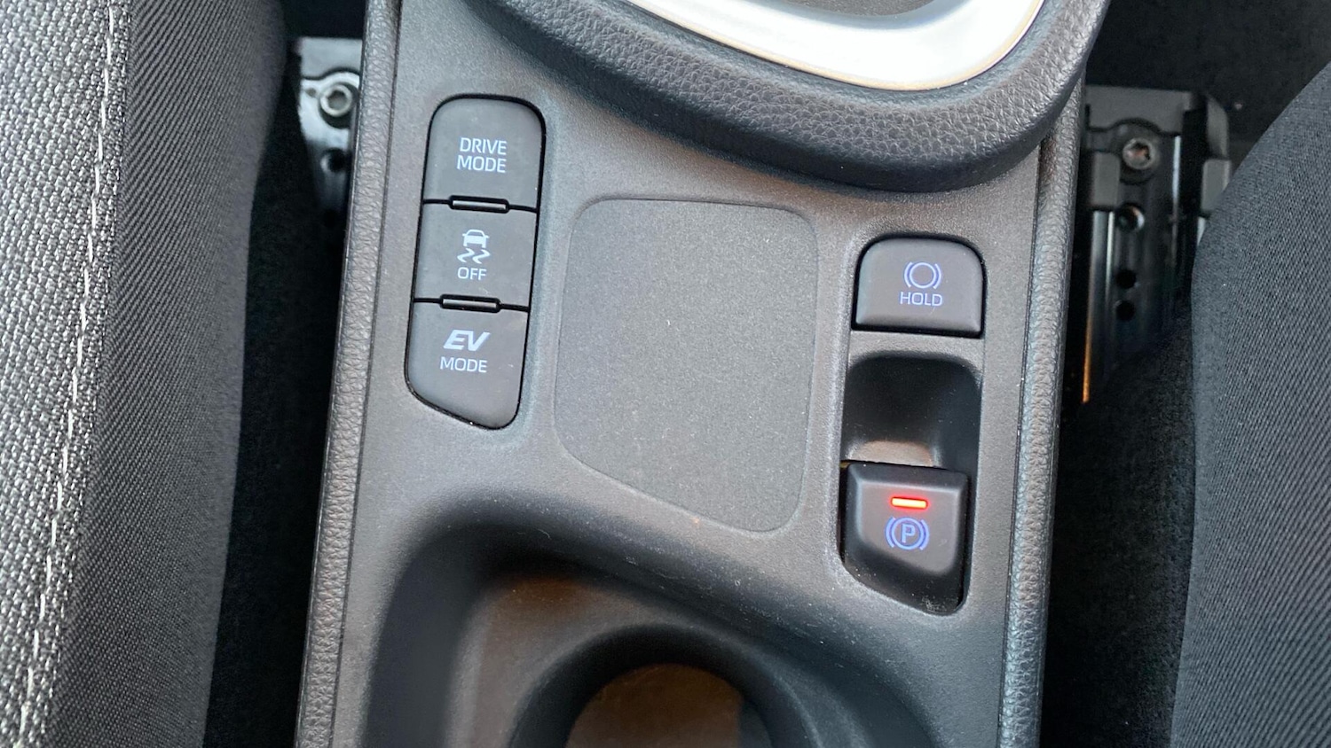 Used Toyota Yaris Cross 2023 for sale - 76550373: Photo 40