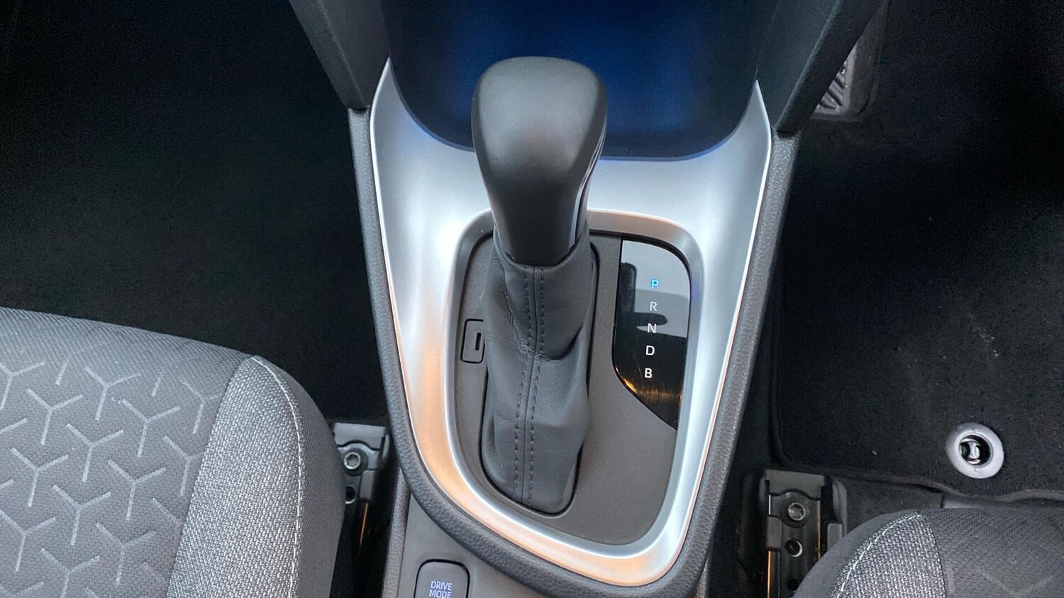 Used Toyota Yaris Cross 2023 for sale - 76550373: Photo 41