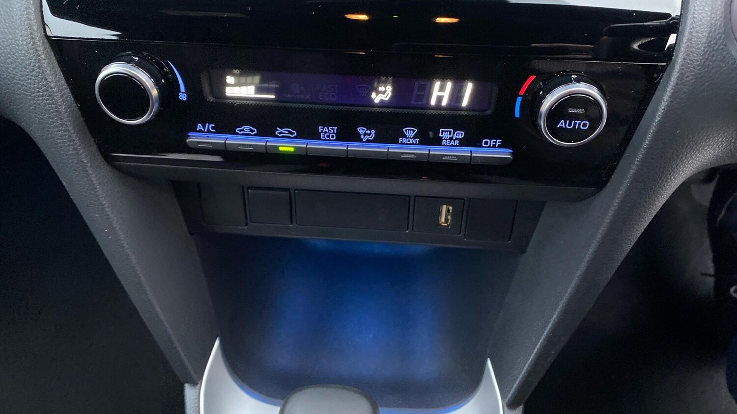 Used Toyota Yaris Cross 2023 for sale - 76550373: Photo 42