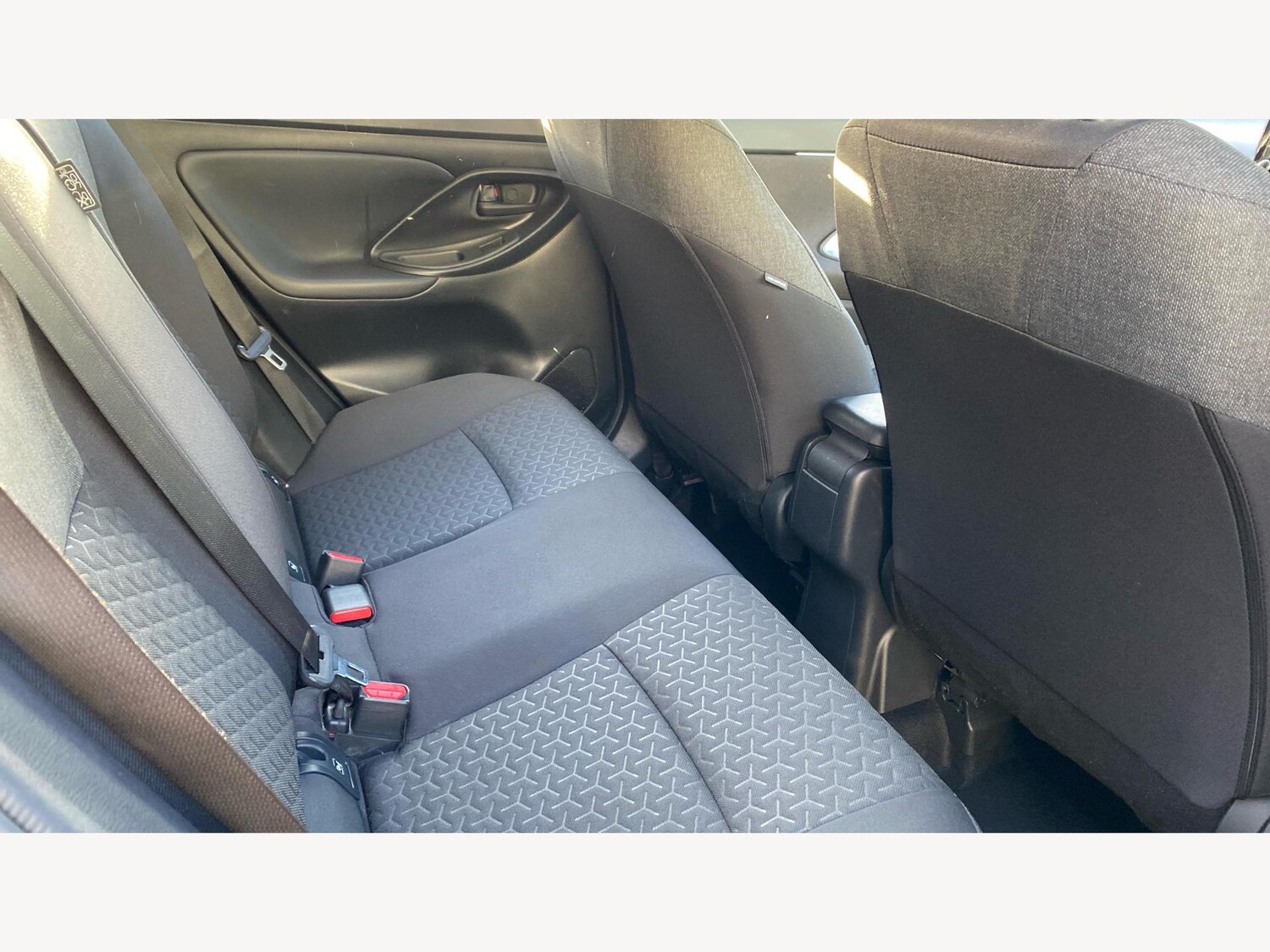 Used Toyota Yaris Cross 2023 for sale - 76398122: Photo 14