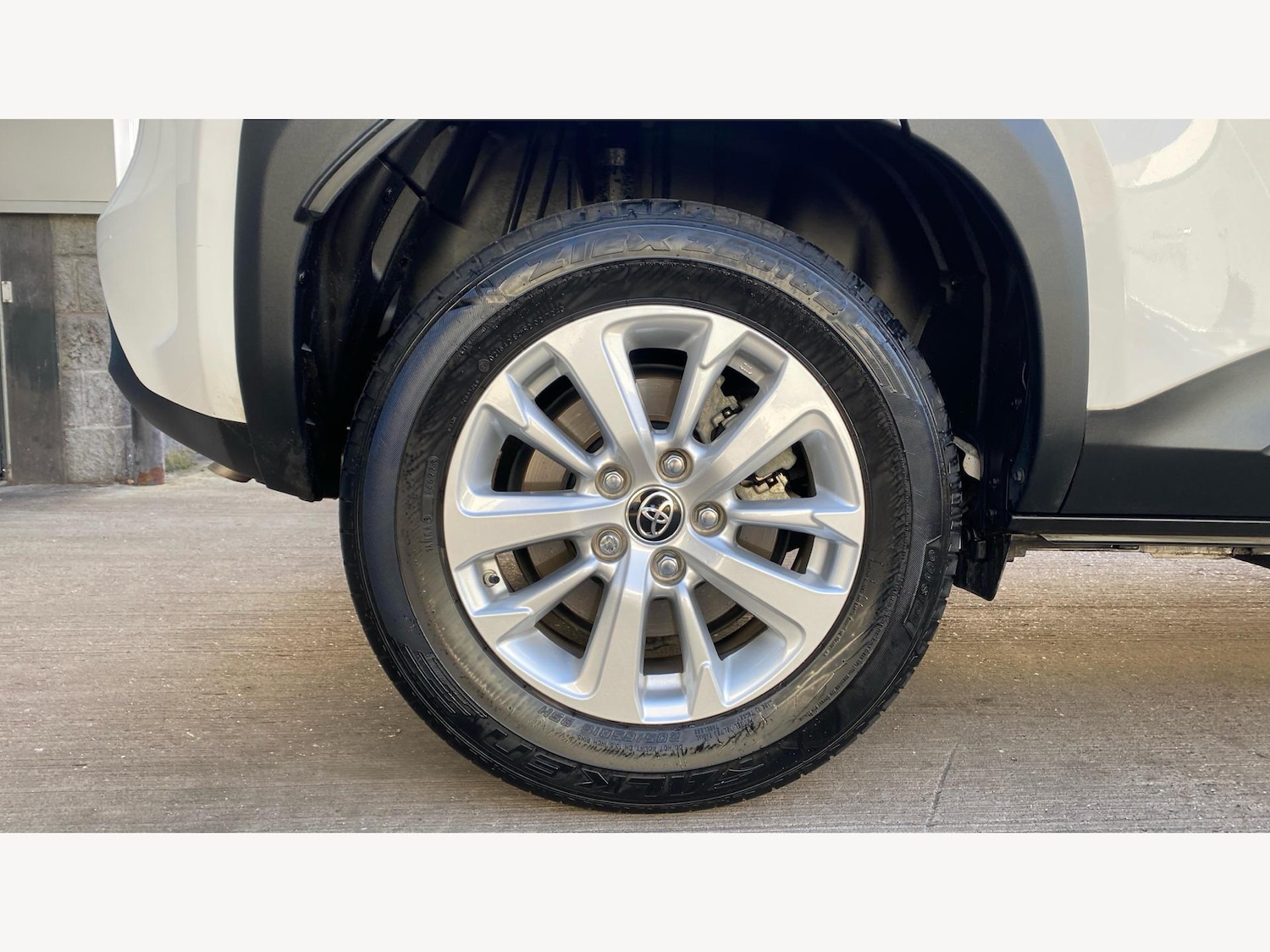 Used Toyota Yaris Cross 2023 for sale - 76398122: Photo 20