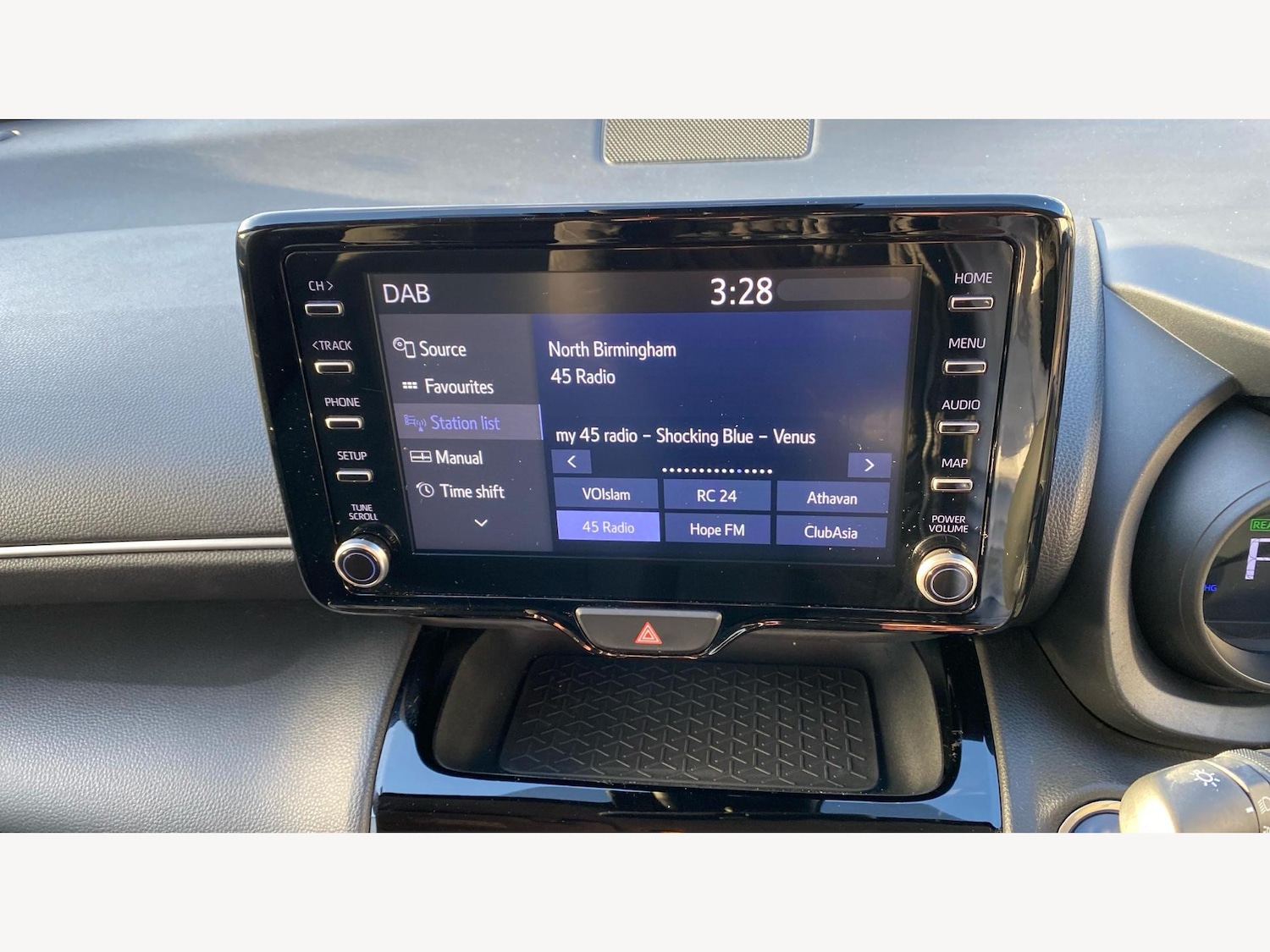 Used Toyota Yaris Cross 2023 for sale - 76398122: Photo 27