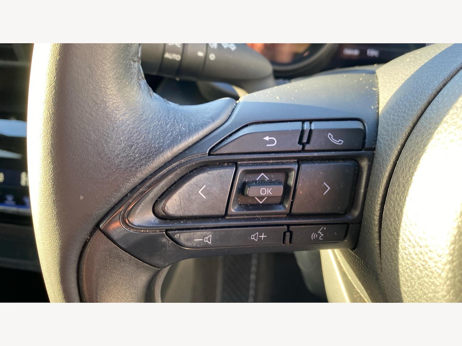 Used Toyota Yaris Cross 2023 for sale - 76398122: Photo 31