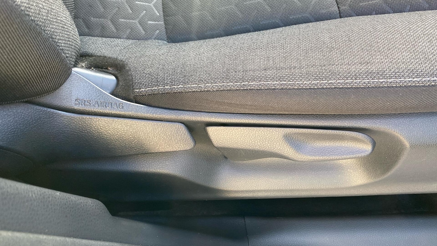 Used Toyota Yaris Cross 2023 for sale - 76398122: Photo 38