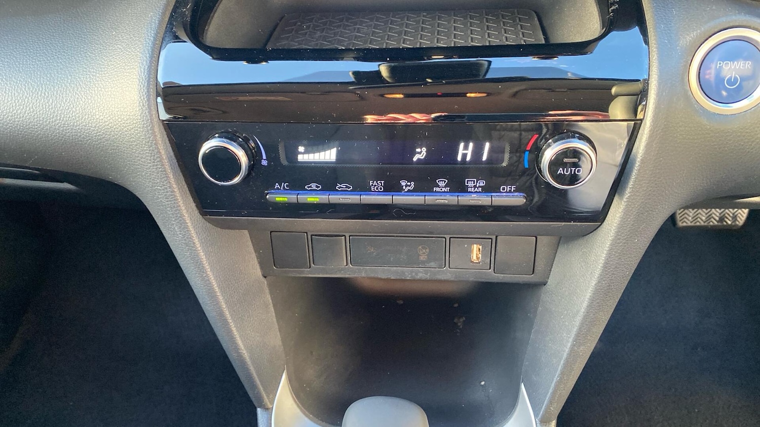 Used Toyota Yaris Cross 2023 for sale - 76398122: Photo 43