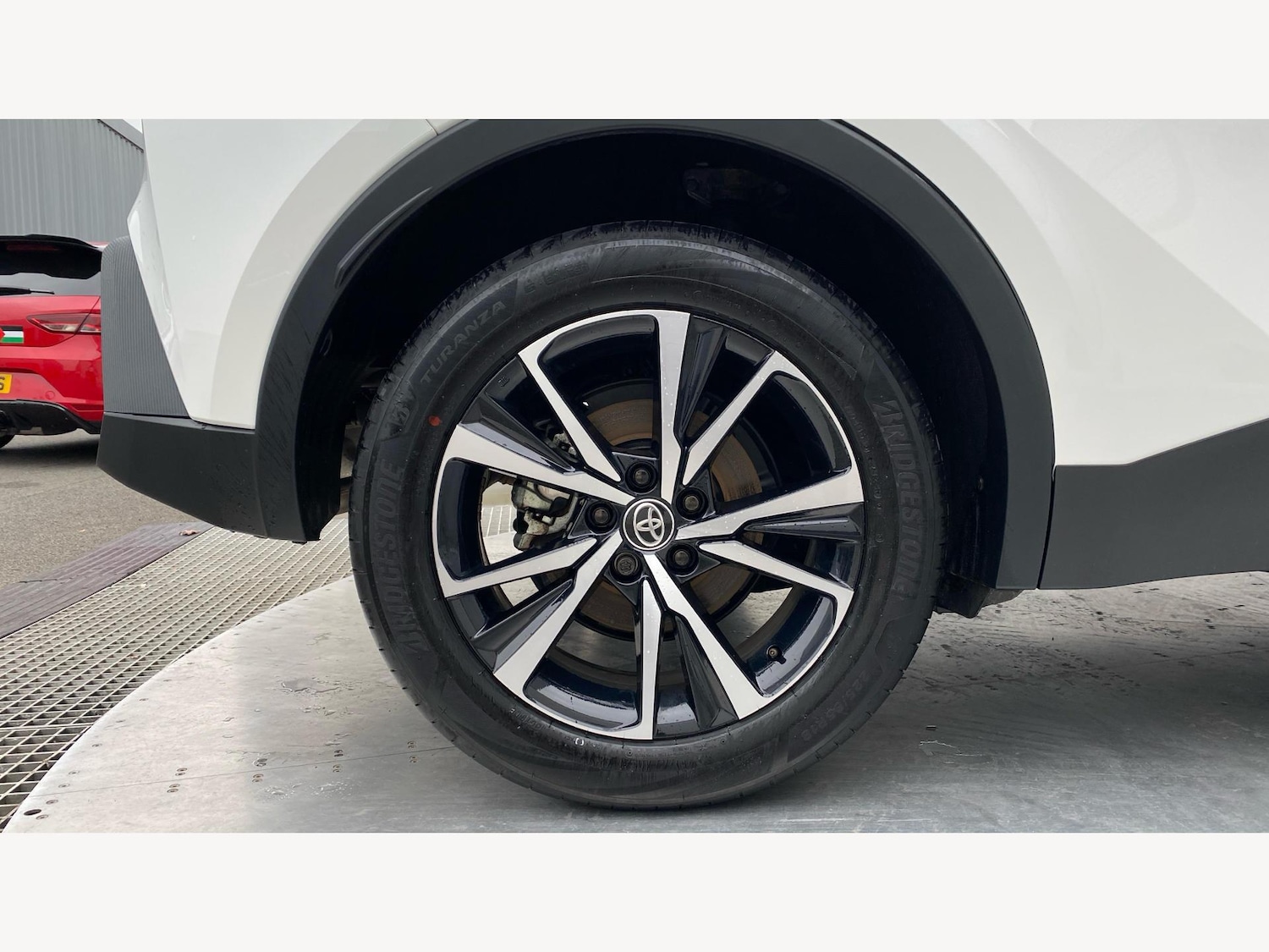 Used Toyota C-HR 2024 for sale - 76432220: Photo 20