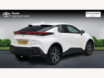 Used Toyota C-HR 2024 for sale - 76432220: Photo