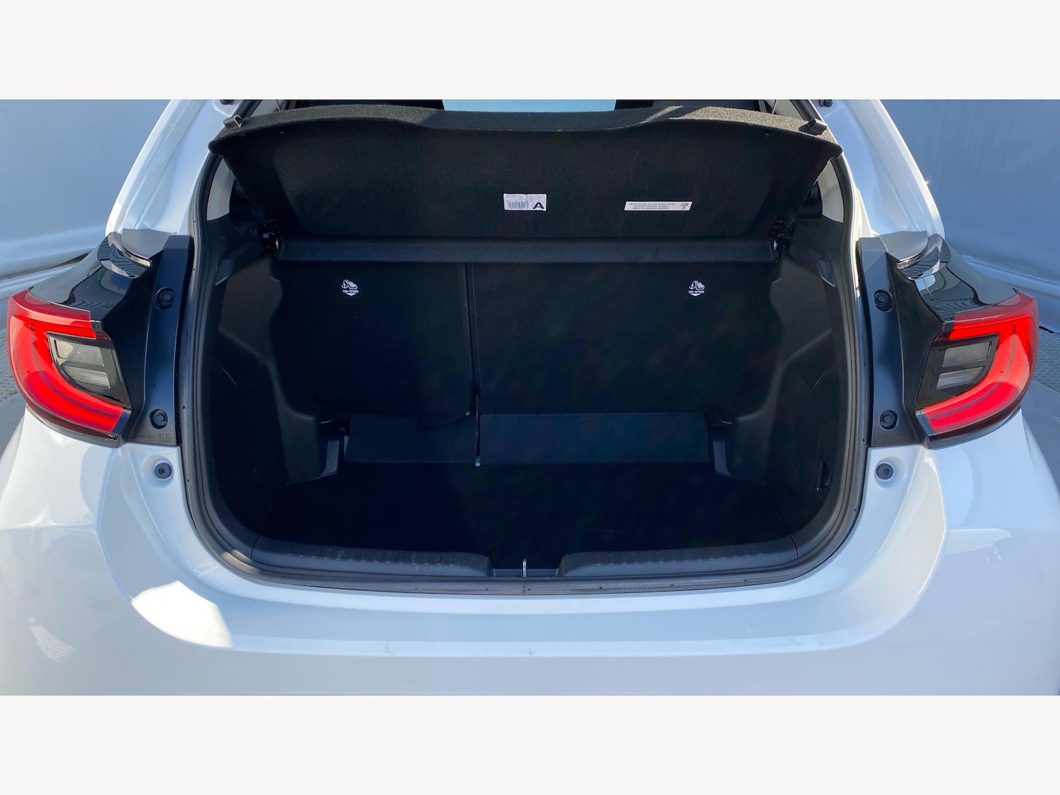 Used Toyota Yaris 2023 for sale - 76188973: Photo 16