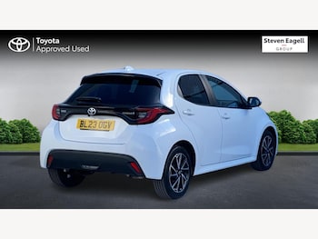 Used Toyota Yaris 2023 for sale - 76188973: Photo 2