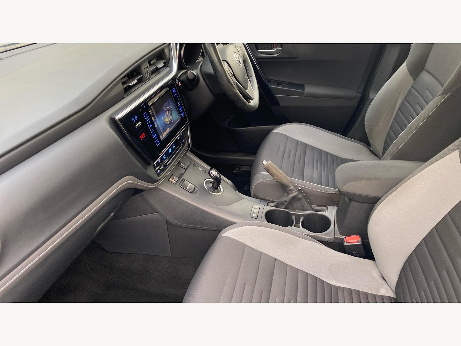 Used Toyota Auris 2018 for sale - 76424353: Photo 12