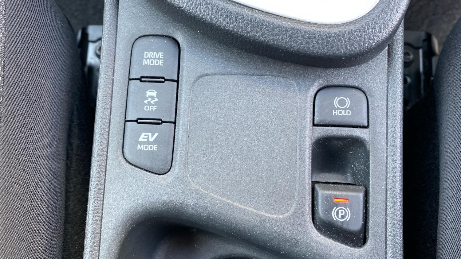 Used Toyota Yaris Cross 2023 for sale - 77993343: Photo 39