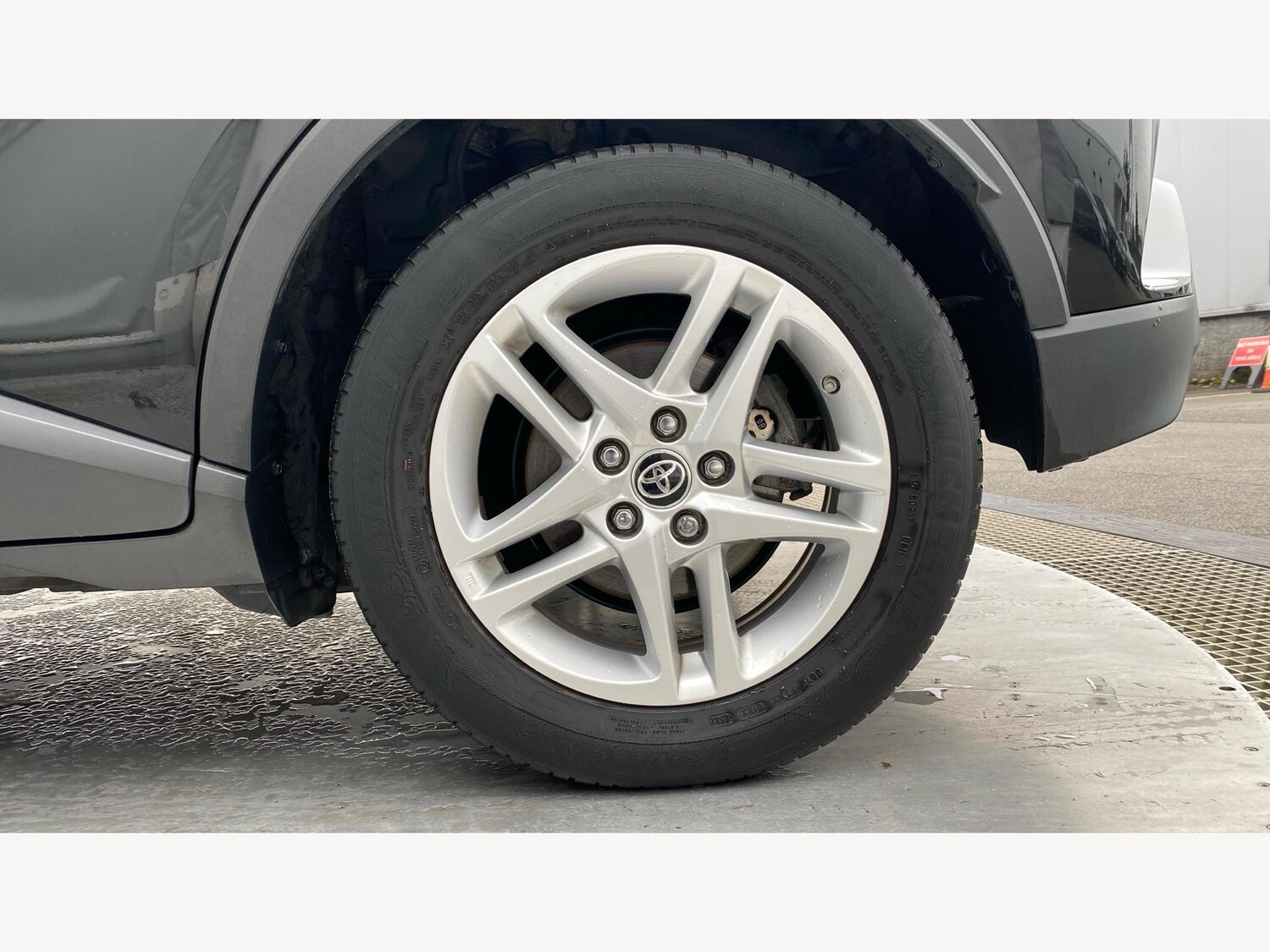 Used Toyota C-HR 2022 for sale - 76458015: Photo 20