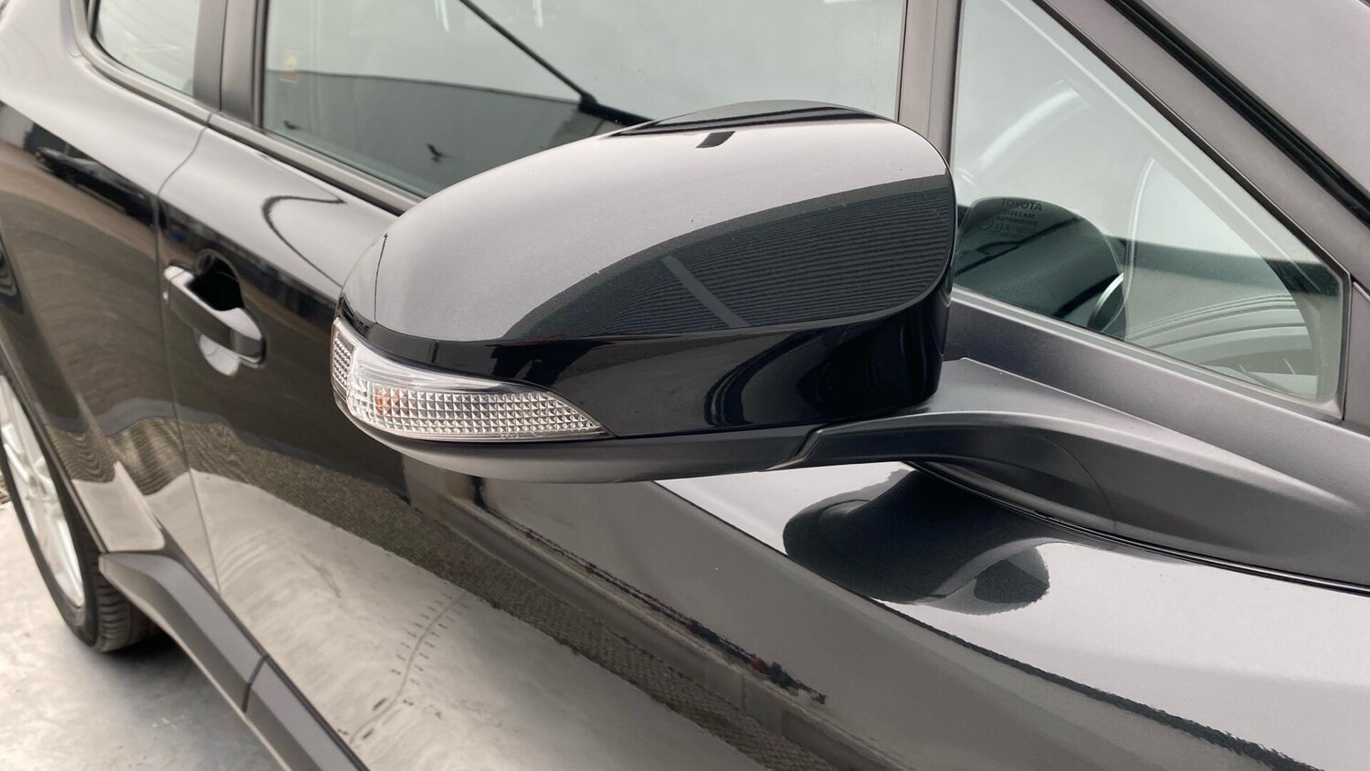 Used Toyota C-HR 2022 for sale - 76458015: Photo 35