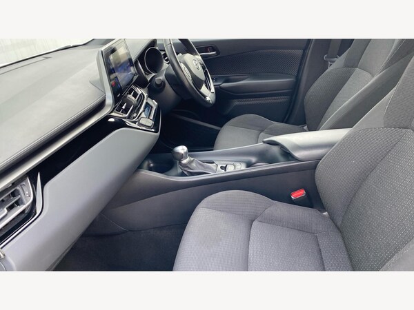 Used Toyota C-HR 2019 for sale - 76188866: Photo 12
