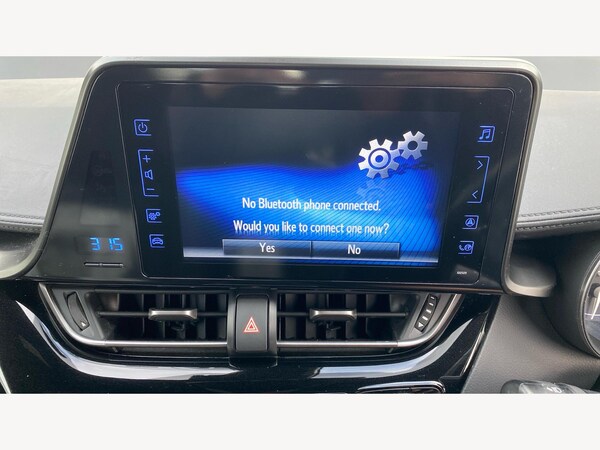 Used Toyota C-HR 2019 for sale - 76188866: Photo 26