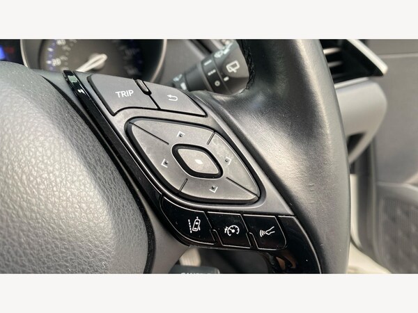 Used Toyota C-HR 2019 for sale - 76188866: Photo 32