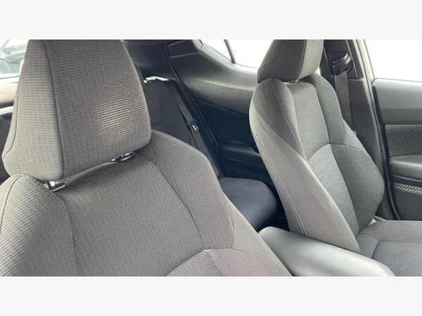Used Toyota C-HR 2019 for sale - 76188866: Photo 37