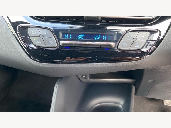 Used Toyota C-HR 2019 for sale - 76188866: Photo 41