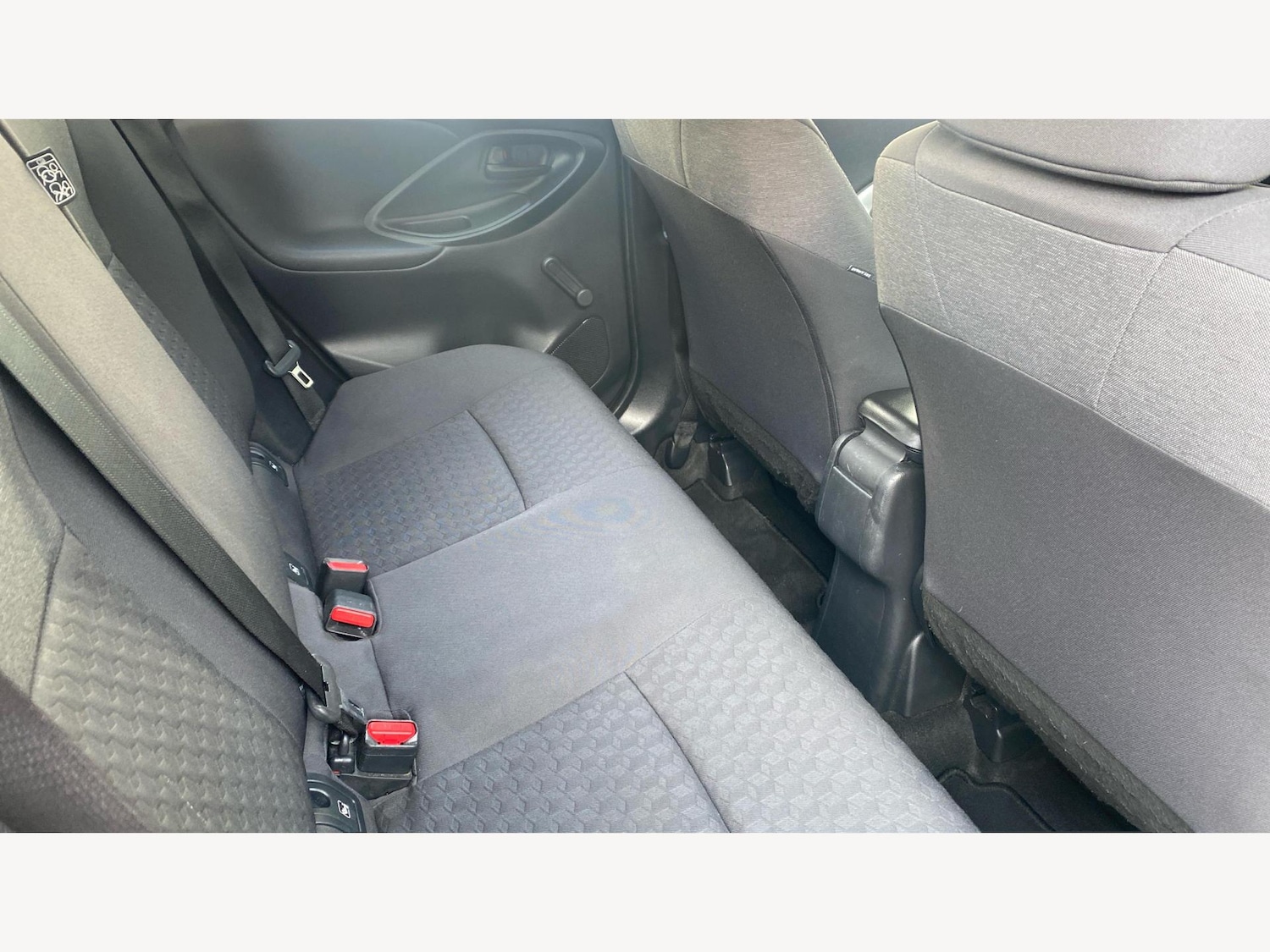 Used Toyota Yaris 2023 for sale - 76512286: Photo 14