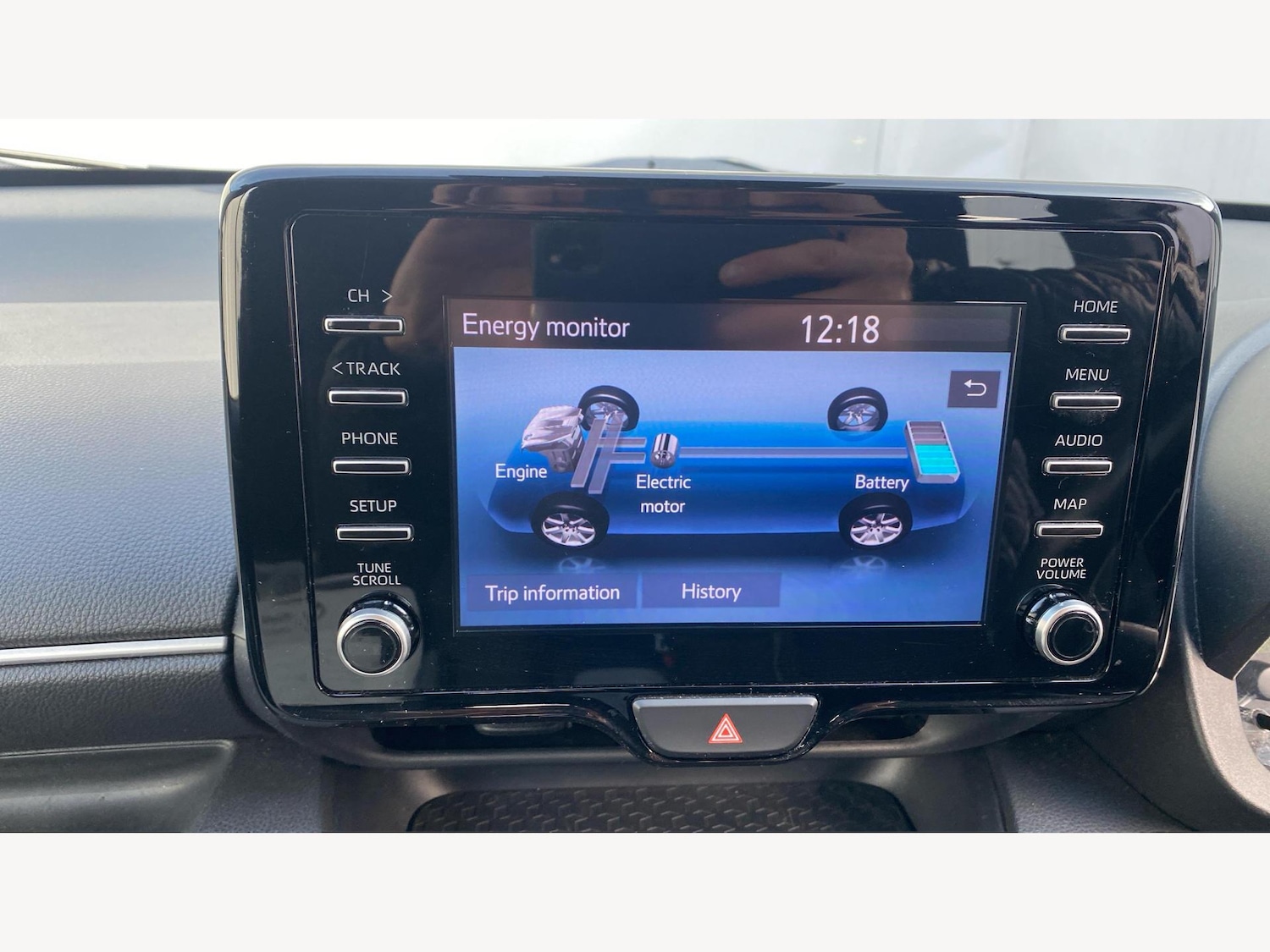 Used Toyota Yaris 2023 for sale - 76512286: Photo 24