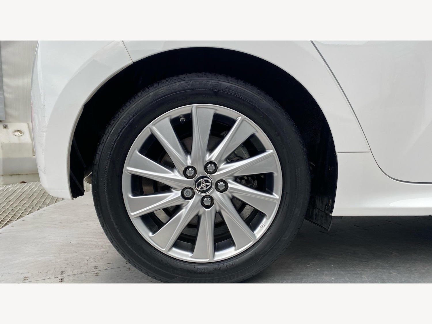 Used Toyota Yaris 2022 for sale - 77537940: Photo 20