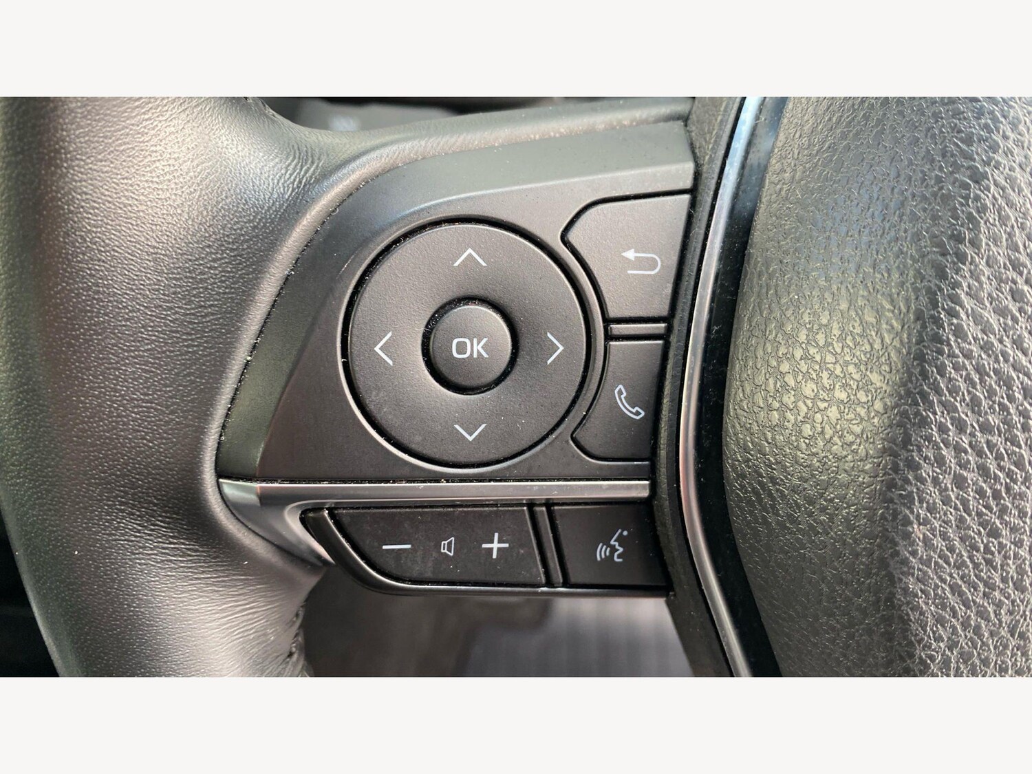 Used Toyota Camry for sale - 77769222: Photo 30