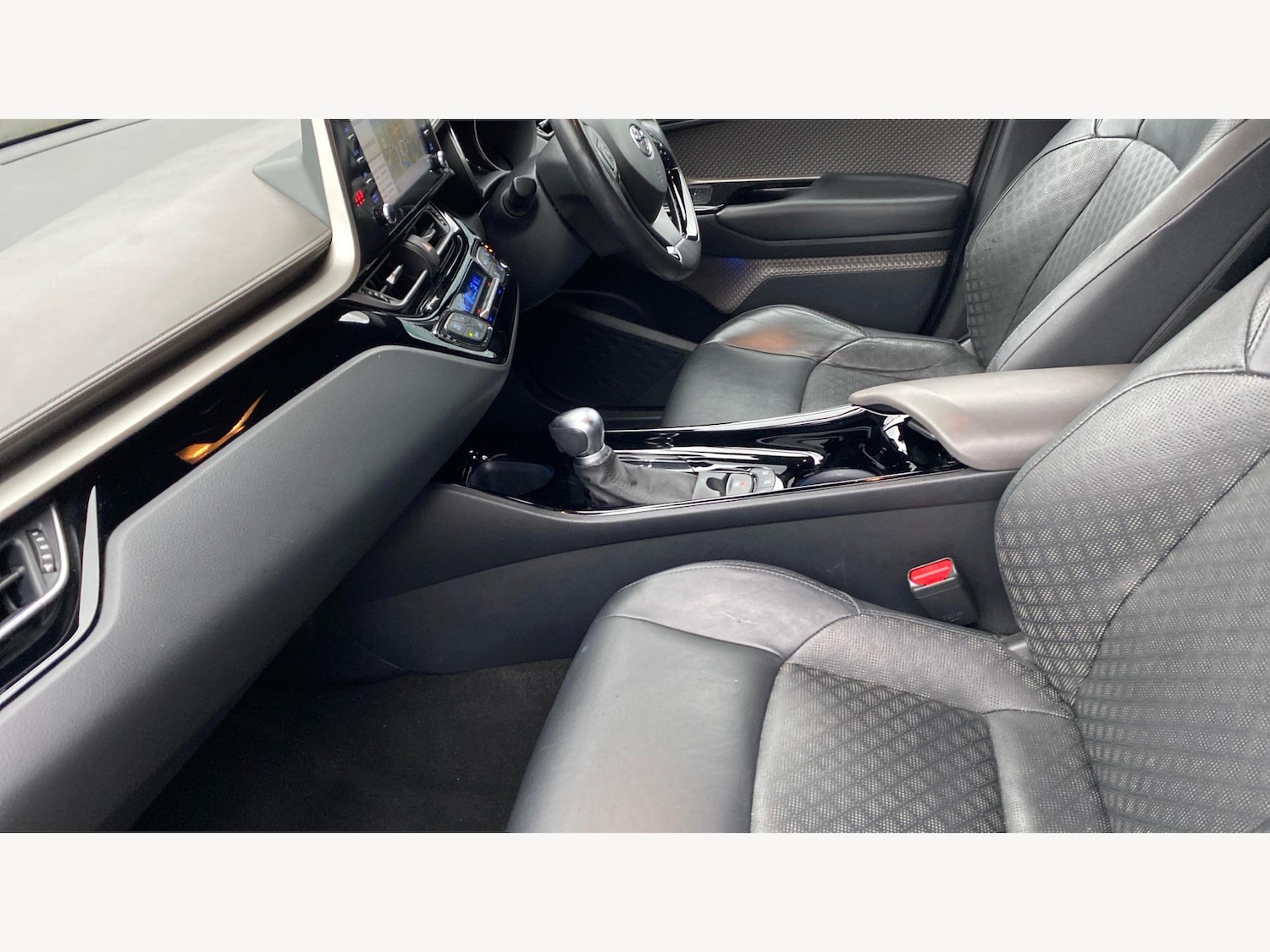 Used Toyota C-HR 2020 for sale - 77456459: Photo 12