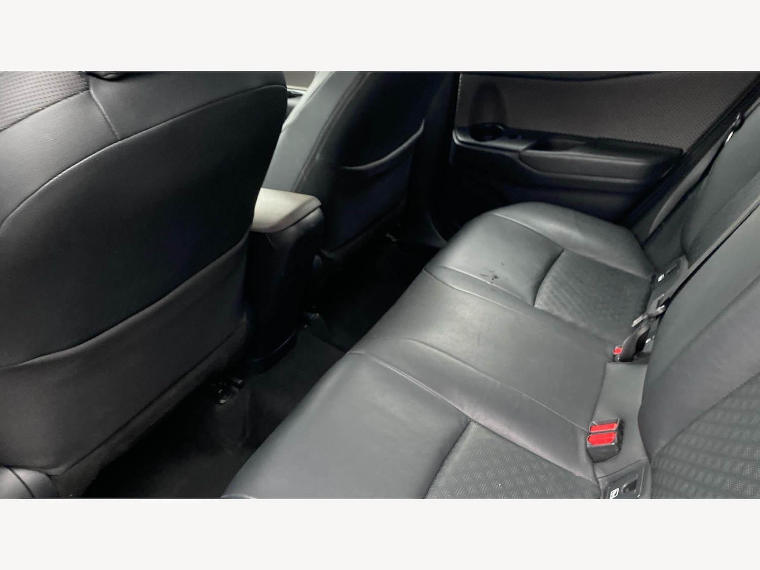 Used Toyota C-HR 2020 for sale - 77456459: Photo 15