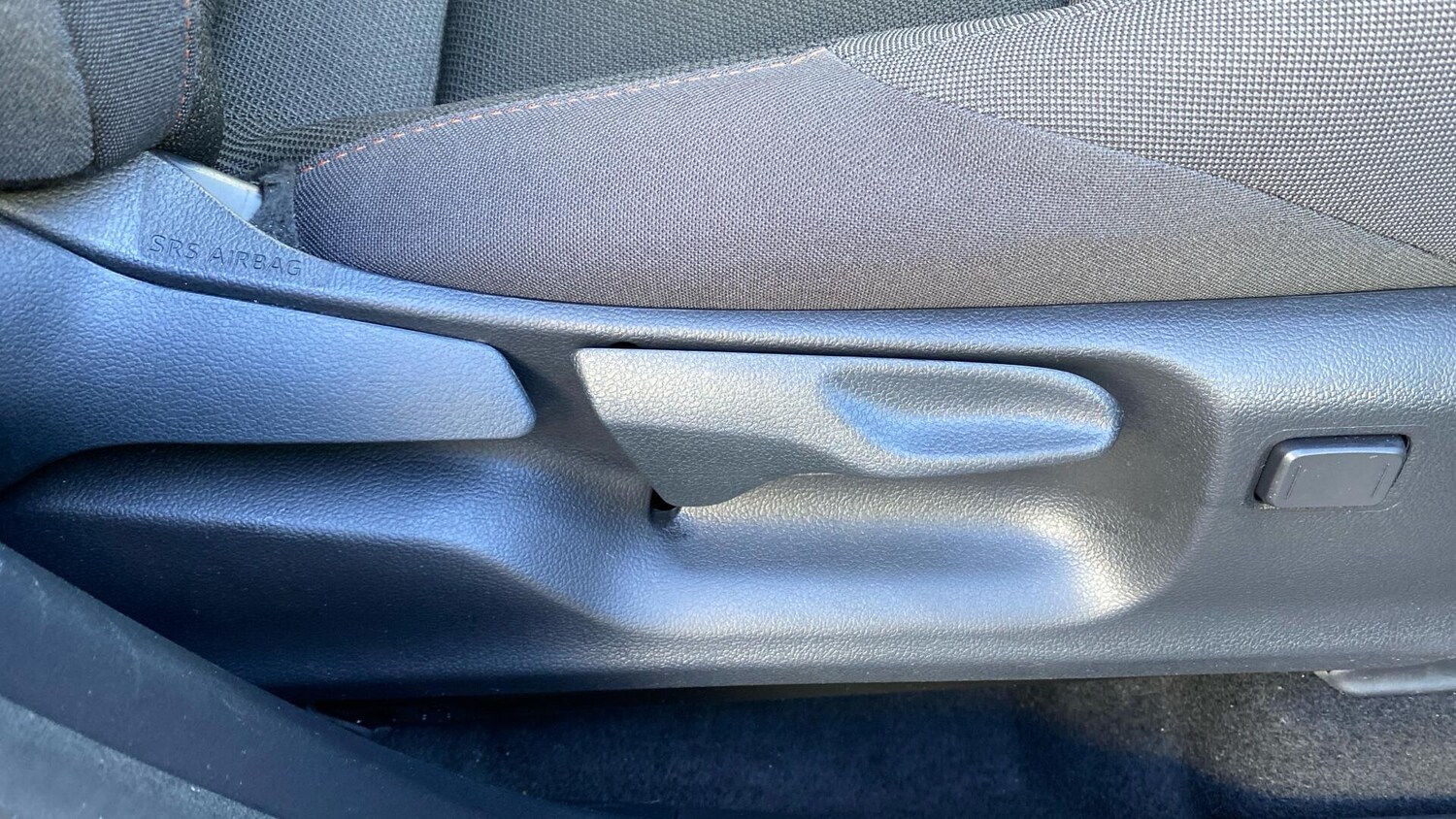 Used Toyota C-HR for sale - 77958514: Photo 40