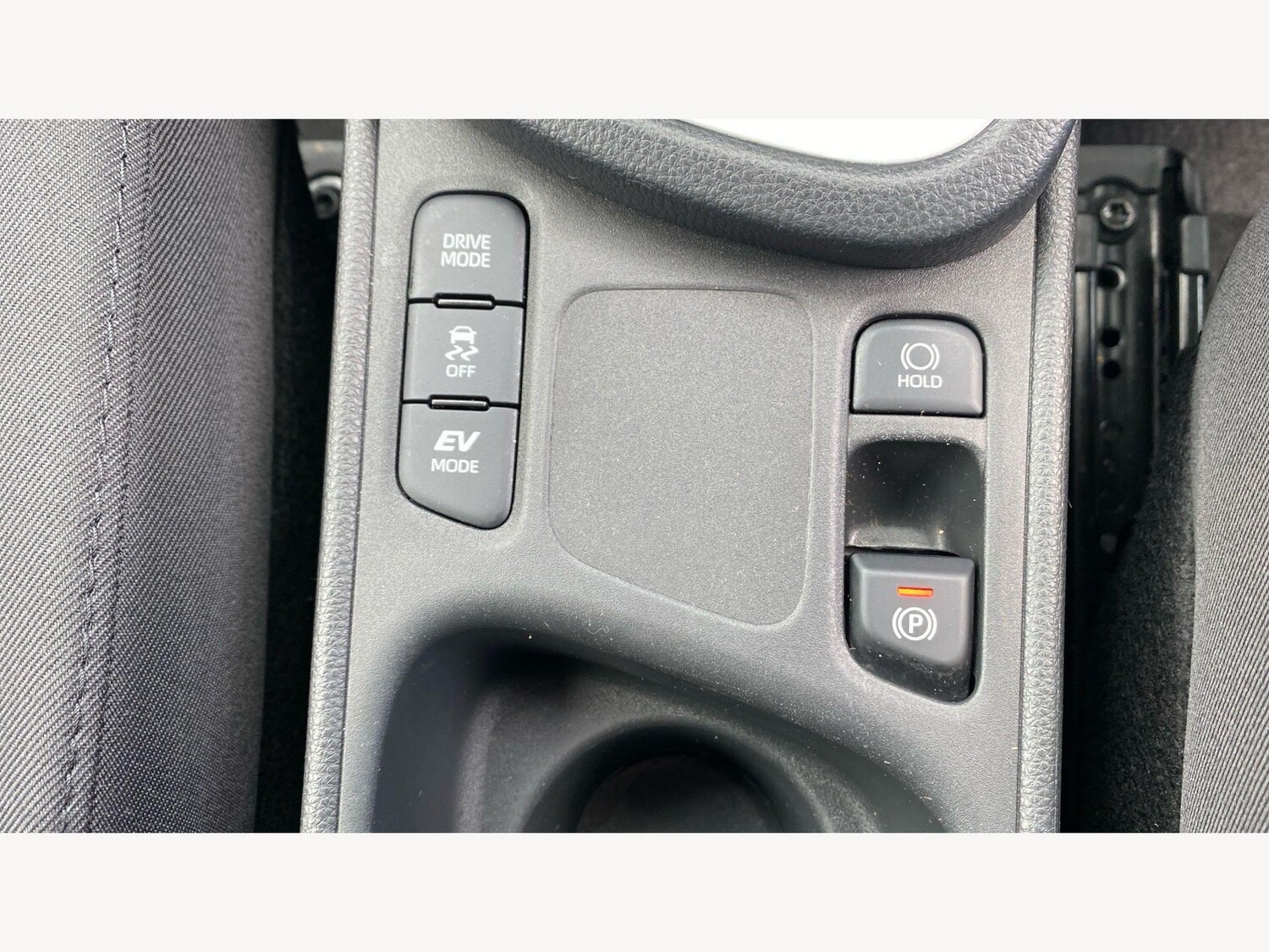 Used Toyota Yaris Cross 2024 for sale - 78157694: Photo 40