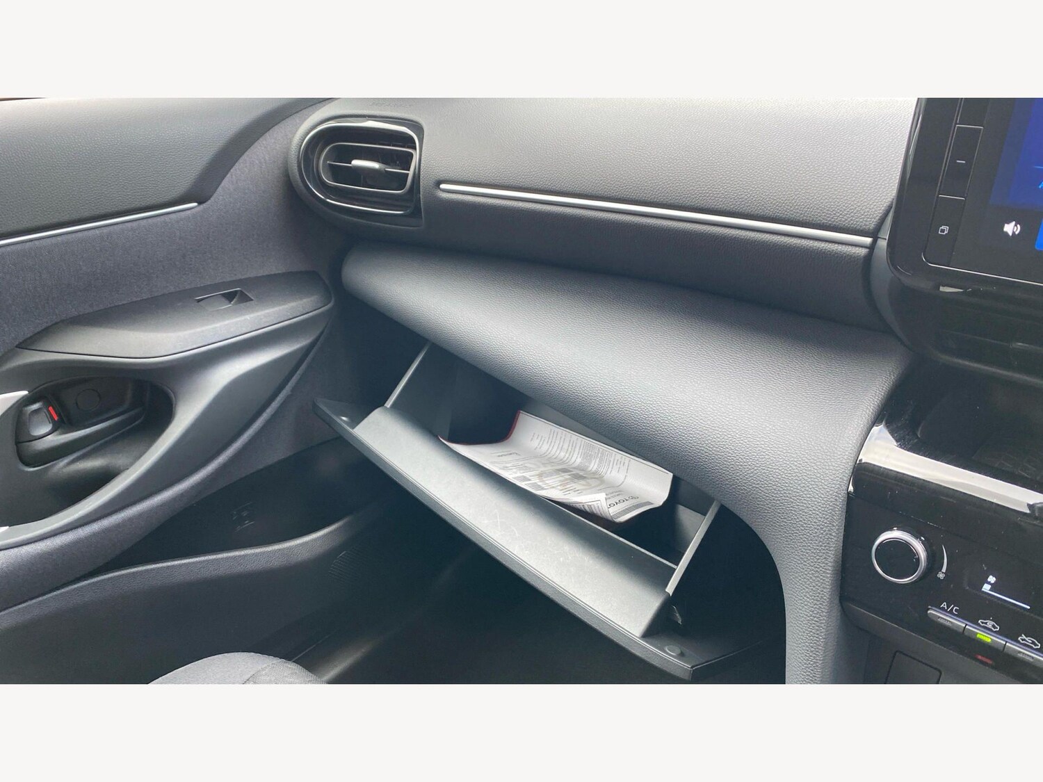 Used Toyota Yaris Cross 2024 for sale - 78157694: Photo 43