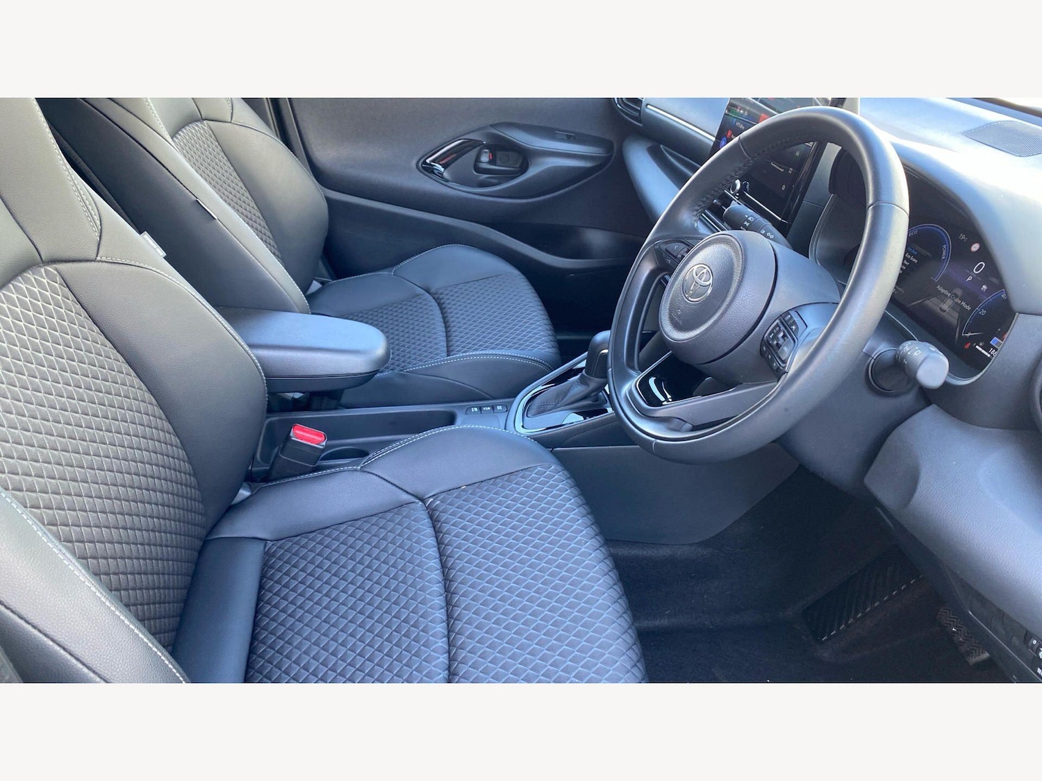 Used Toyota Yaris 2024 for sale - 77994252: Photo 13