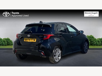 Used Toyota Yaris 2024 for sale - 77994252: Photo