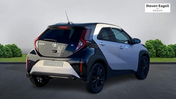 Used Toyota Aygo X 2025 for sale - 75696162: Photo 2