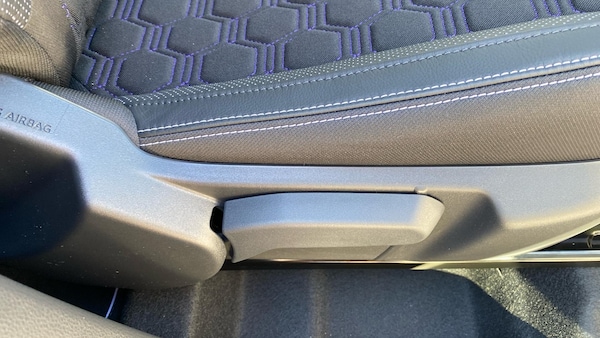 Used Toyota Aygo X 2025 for sale - 75696162: Photo 32
