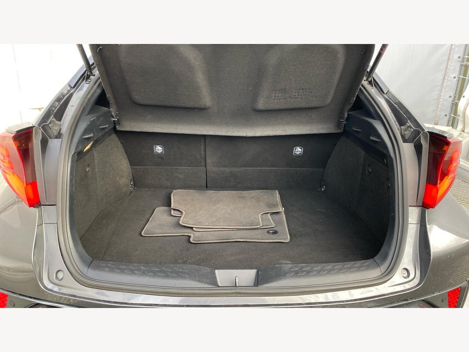 Used Toyota C-HR 2020 for sale - 77081506: Photo 16