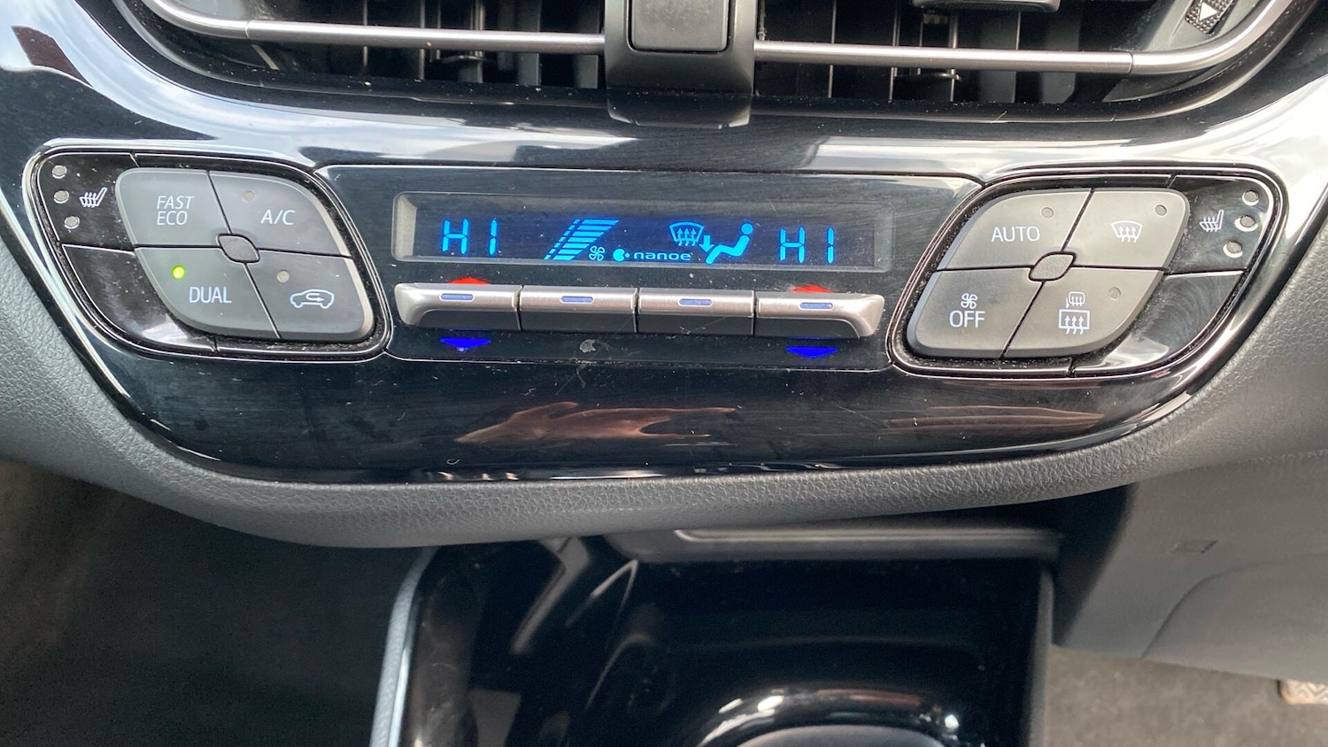 Used Toyota C-HR 2020 for sale - 77081506: Photo 43