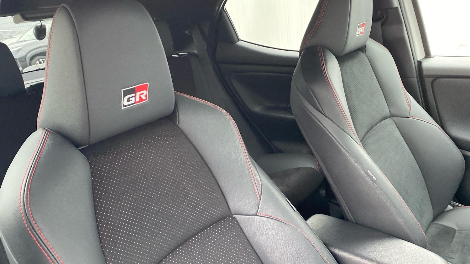 Used Toyota Yaris 2024 for sale - 76866486: Photo 37