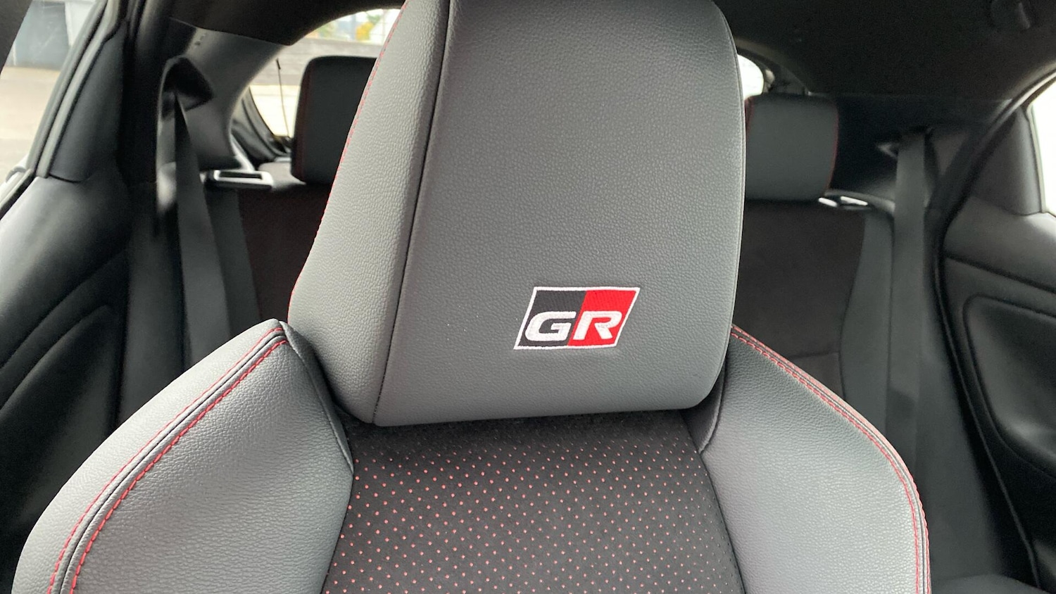 Used Toyota Yaris 2024 for sale - 76866486: Photo 40