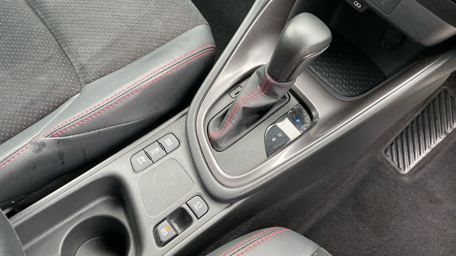 Used Toyota Yaris 2024 for sale - 76866486: Photo 43