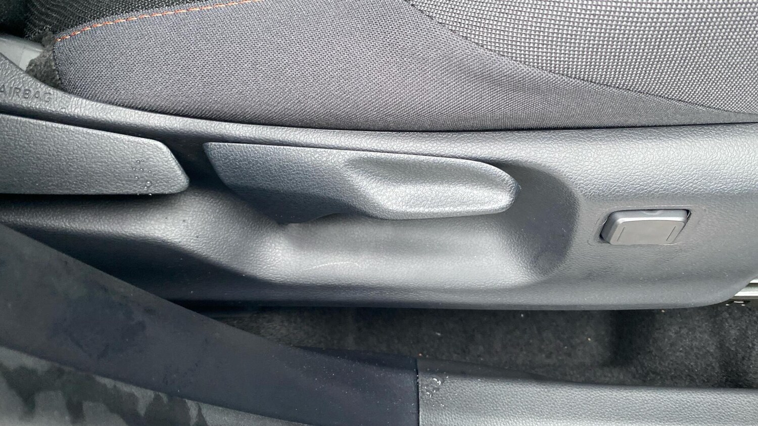 Used Toyota C-HR 2025 for sale - 77574458: Photo 39