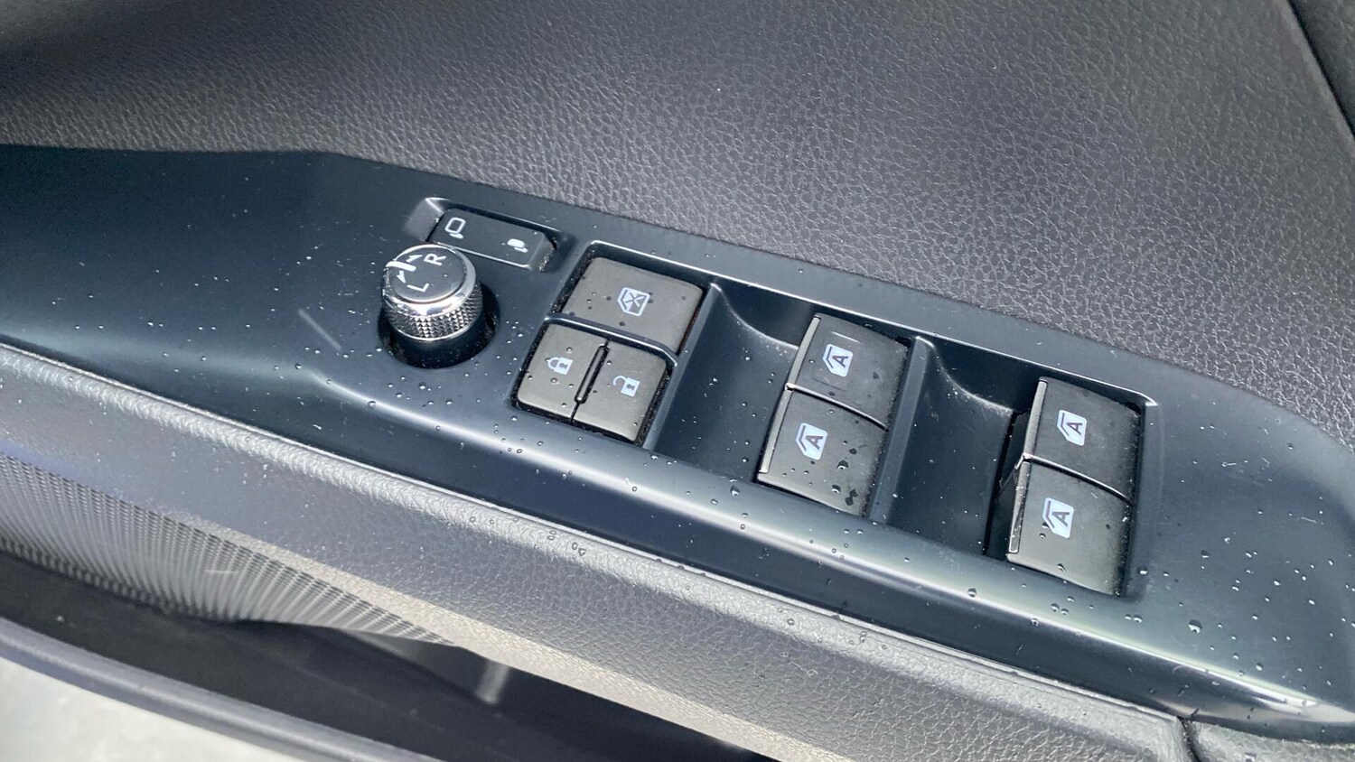 Used Toyota Camry 2019 for sale - 77291961: Photo 35