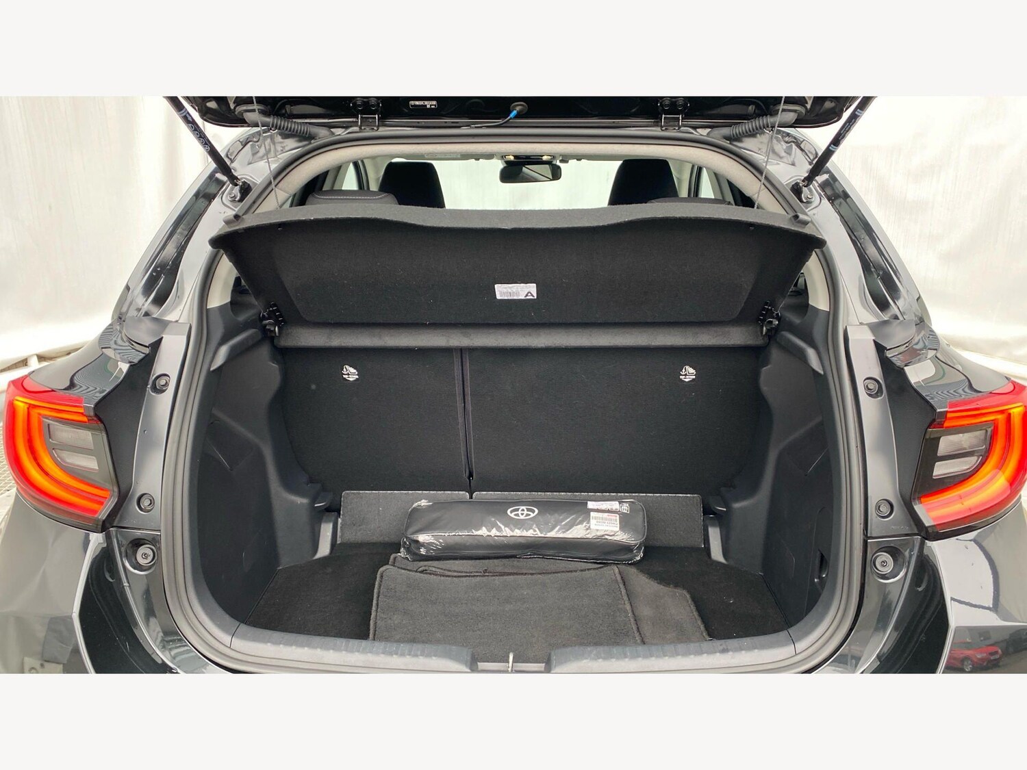 Used Toyota Yaris for sale - 77657857: Photo 16