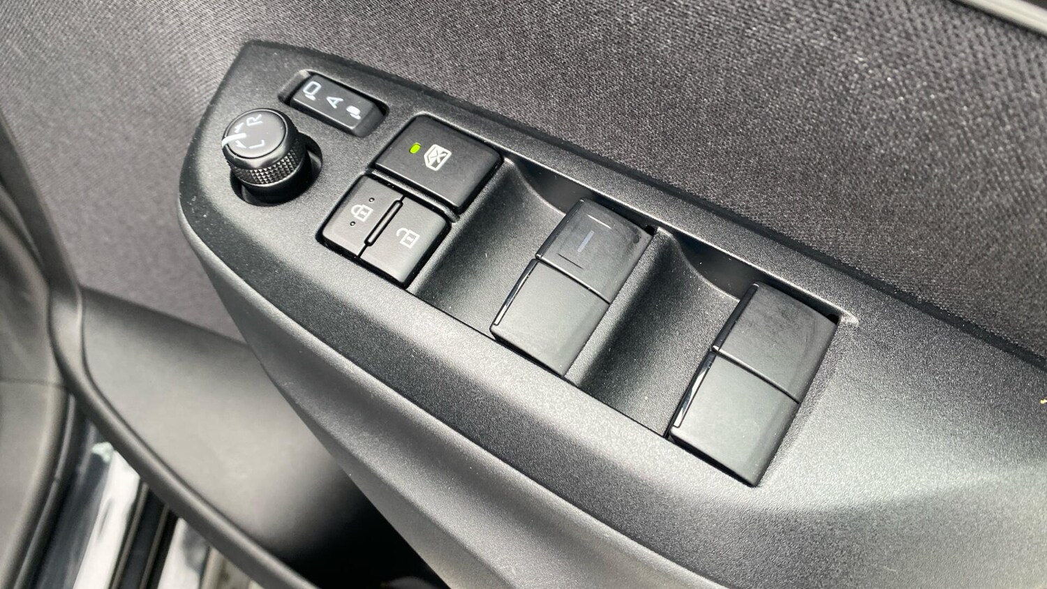 Used Toyota Yaris for sale - 77657857: Photo 38