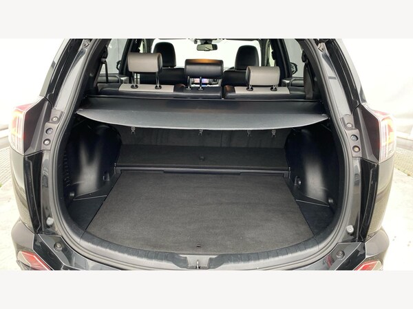 Used Toyota RAV4 2017 for sale - 76294533: Photo 16