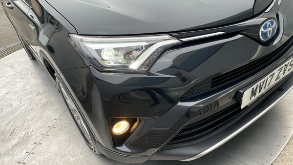 Used Toyota RAV4 2017 for sale - 76294533: Photo 35