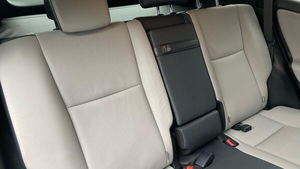 Used Toyota RAV4 2017 for sale - 76294533: Photo 37